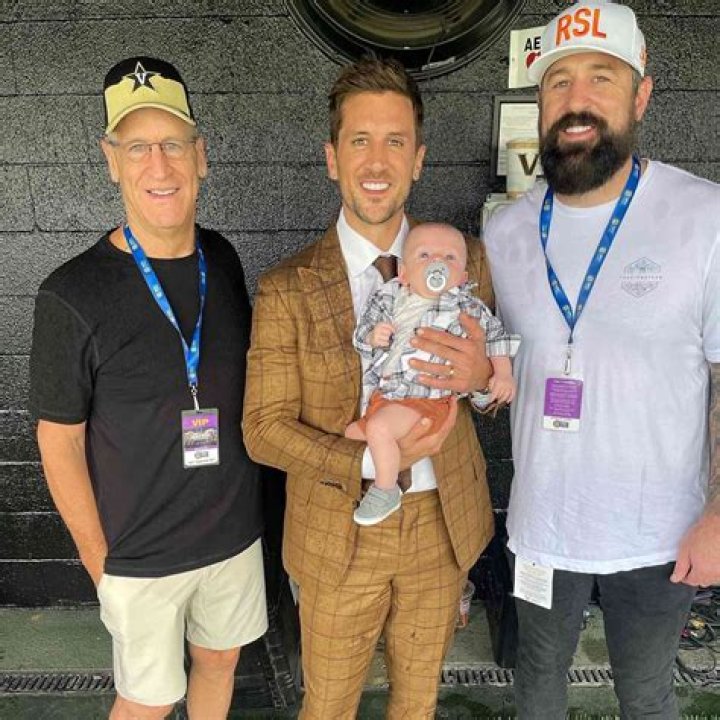 A Glimpse into Aaron Rodgers’ Children: Family Life of a Football Star