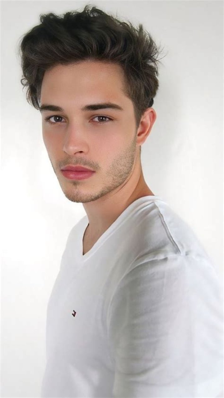 Chico Lachowski: The Icon of the 90s