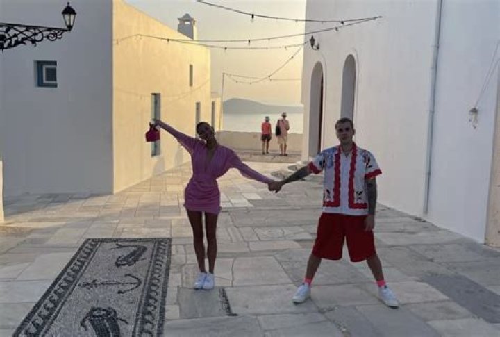 Exploring Justin Bieber's Romantic Journey: A Comprehensive Look at His Love Life