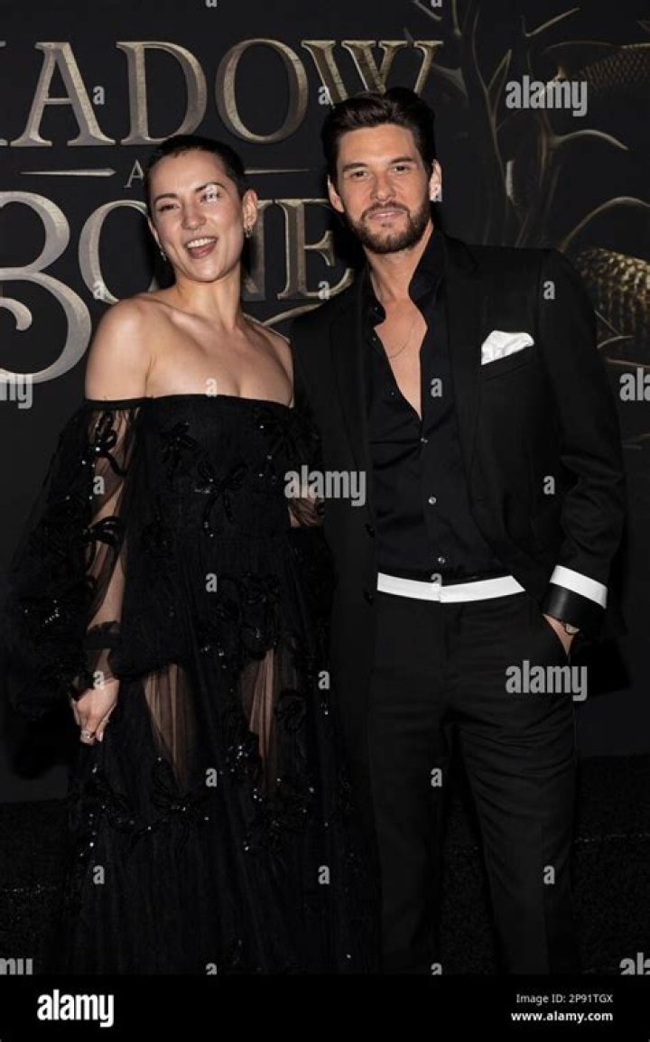 Exploring the Life of Ben Barnes and His Wife