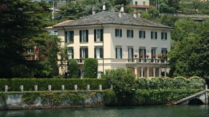 George Clooney Italy: A Closer Look at the Iconic Actor's Love Affair with Italy