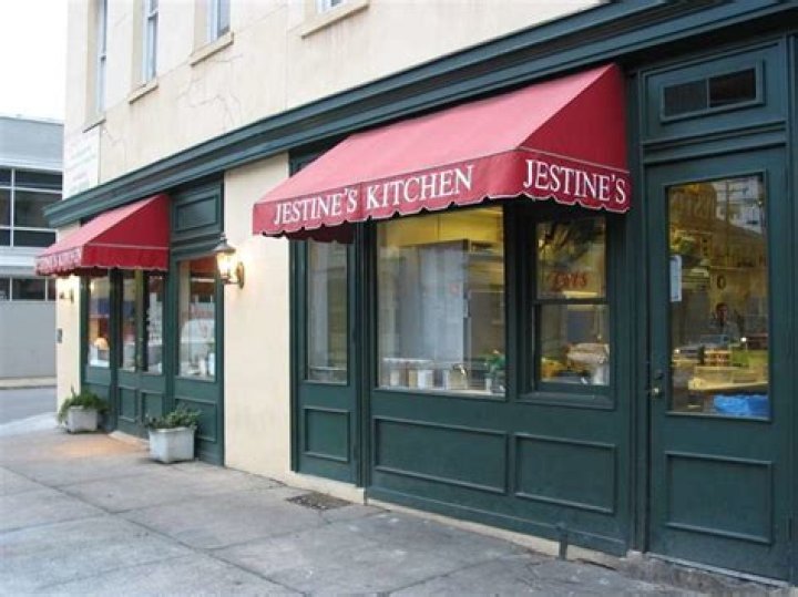 Jestine's Kitchen in Charleston: A Culinary Legacy That Feeds the Soul