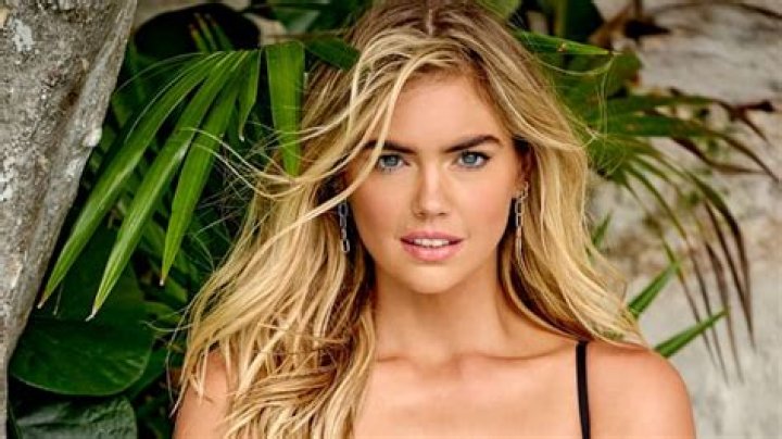Kate Upton Bikini Gallery: Discover the Iconic Moments and Stunning Photos
