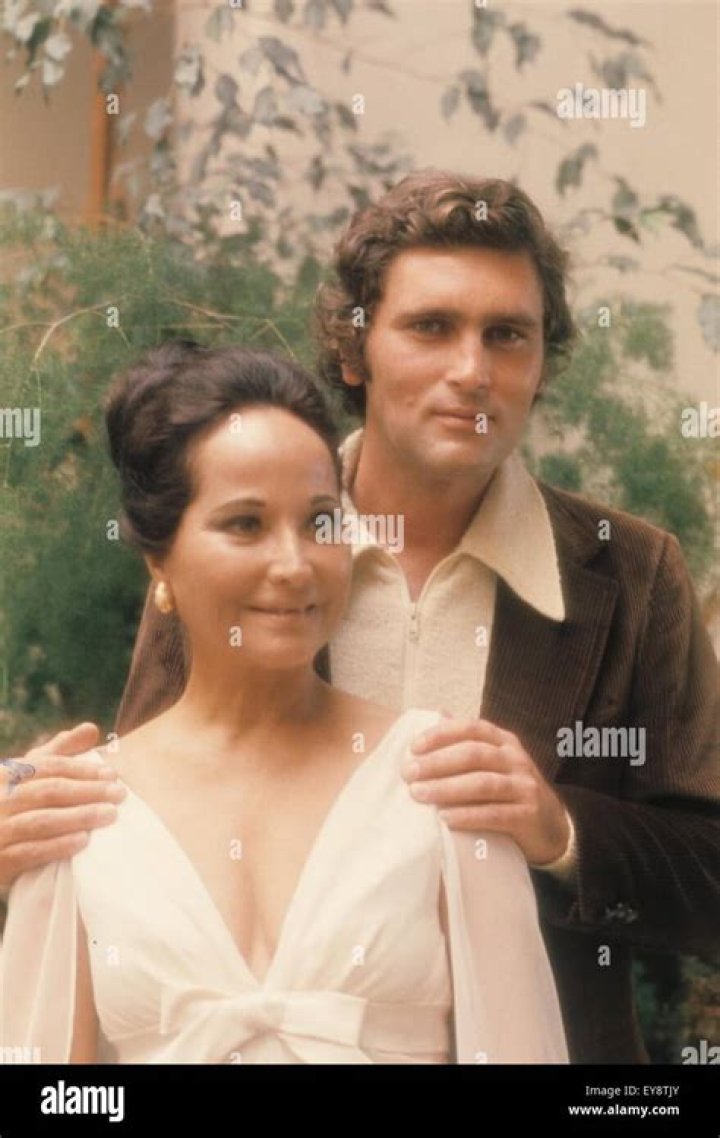 Merle Oberon and Robert Wolders: A Timeless Love Story