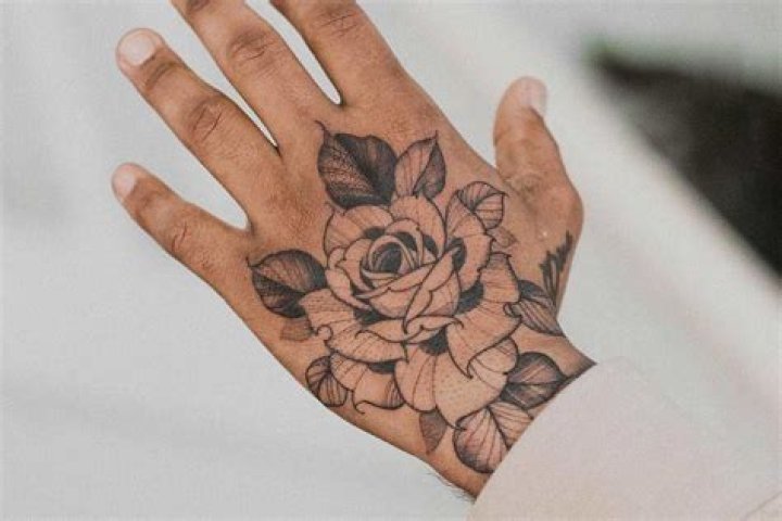 Quotes with Roses Tattoos: A Symbol of Beauty, Love, and Strength