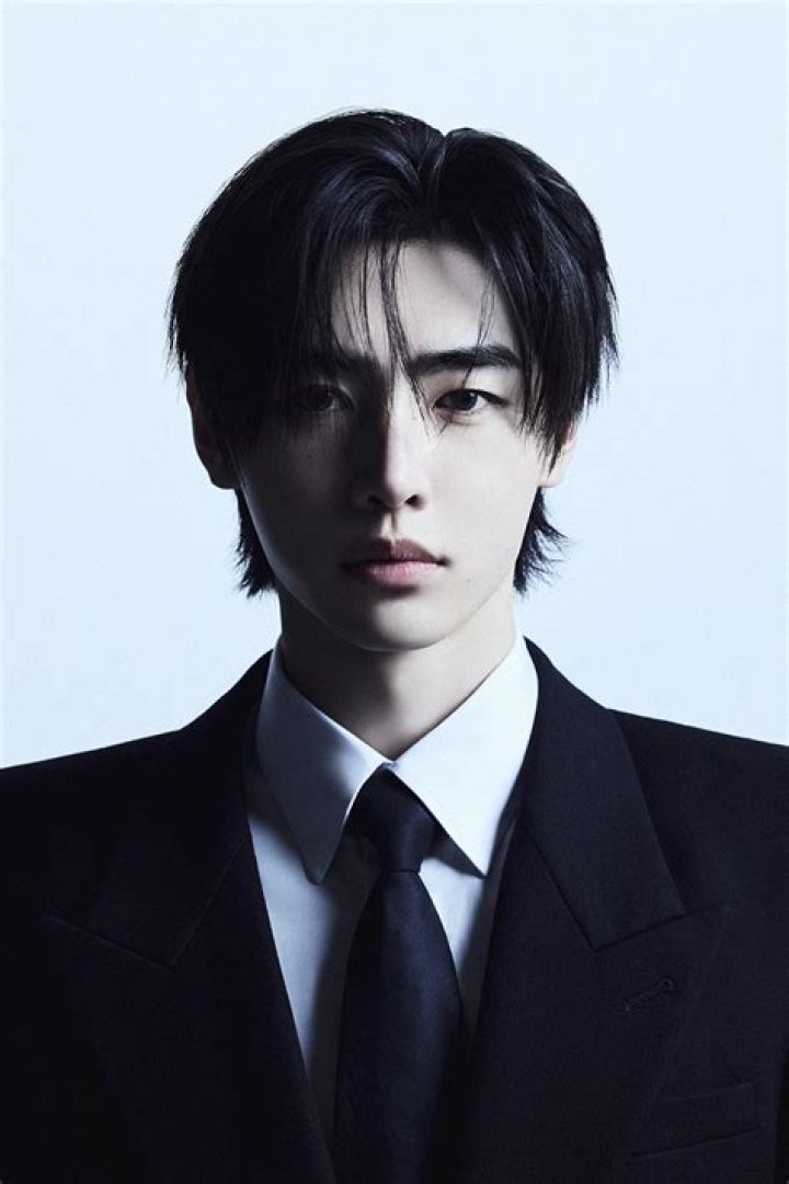 Sung Hoon: Is He Married or Not?