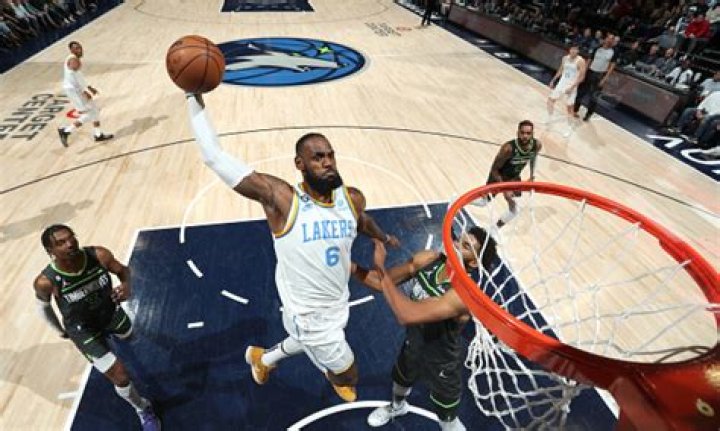 Thrilling NBA Showdown: Lakers Triumph and Dončić's Stellar Performance