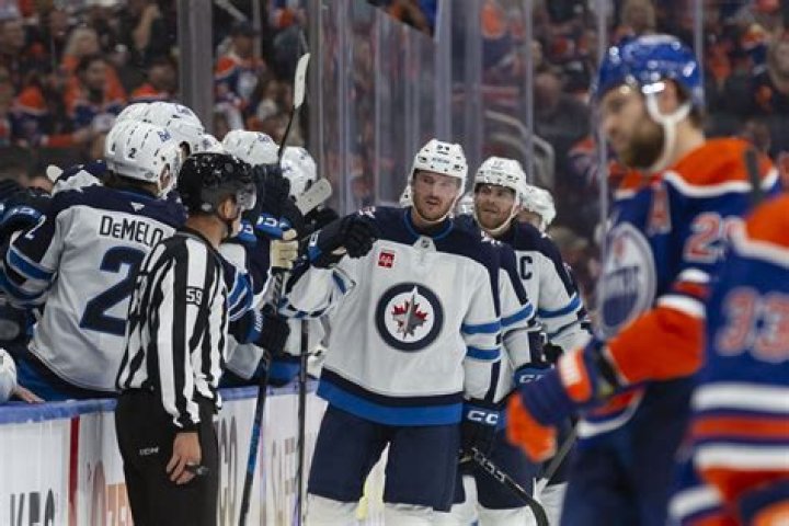 Thrilling NHL Showdown: Winnipeg Jets Triumph Over Seattle Kraken