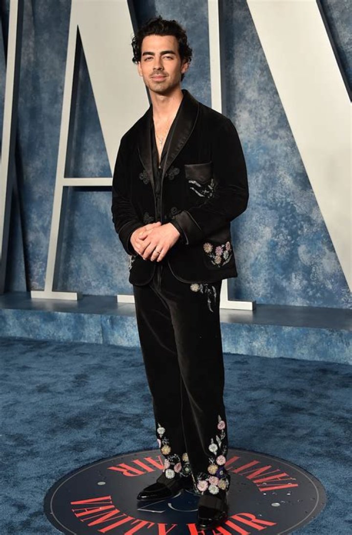 Unveiling Joe Jonas Height and More: The Journey of a Pop Icon