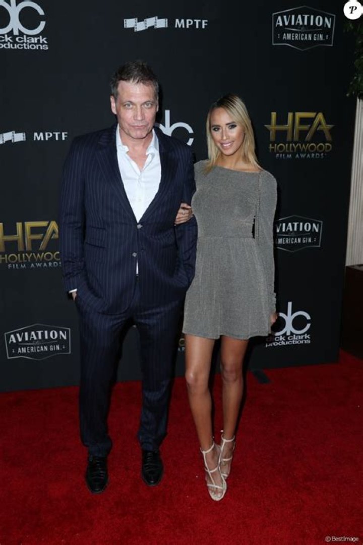 Unveiling the Life of Holt McCallany's Wife: A Journey of Love and Support