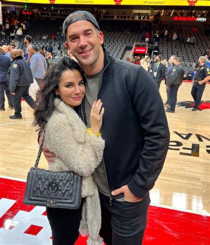 Unveiling the Life of Lewis Howes' Wife: A Deep Dive