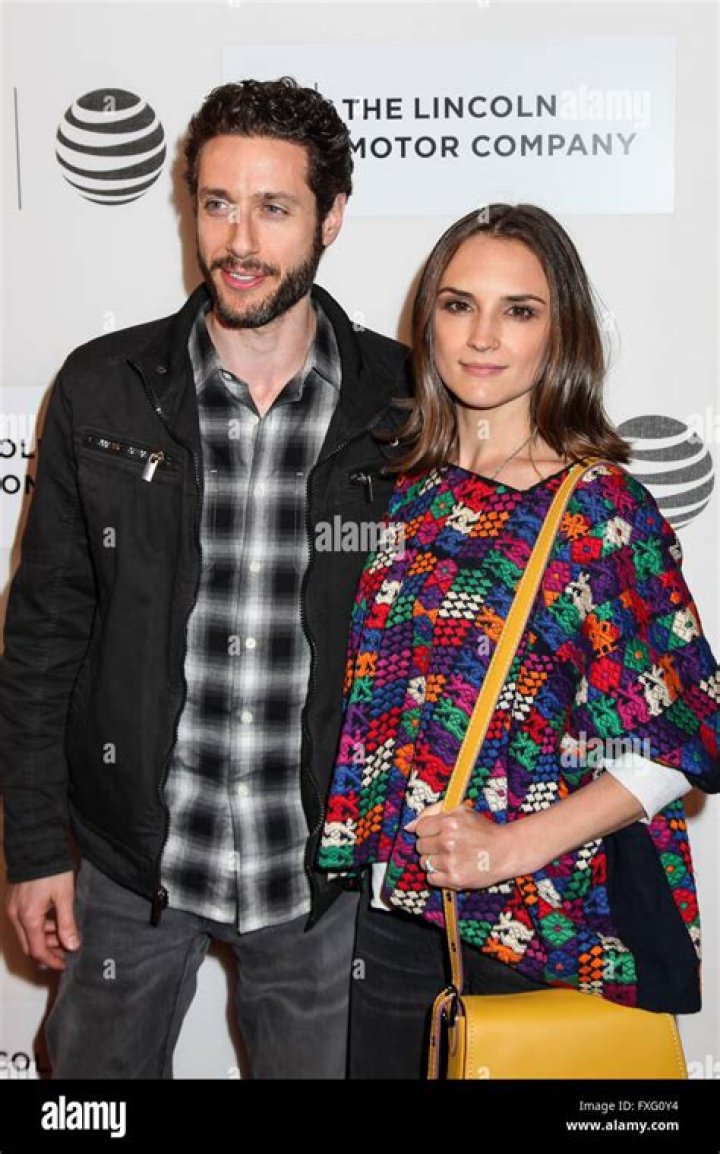 Unveiling the Life of Paulo Costanzo's Wife: A Comprehensive Exploration